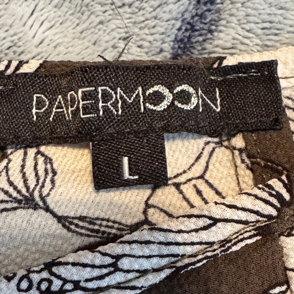 Papermoon Cream and Olive Green Floral Blouse
